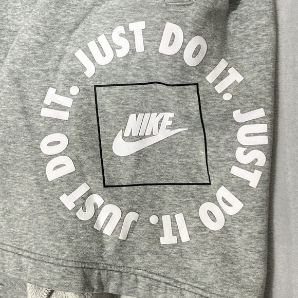 Nike Fleece Shorts Mens XL Light Grey Just Do It Side Check Active Gym Leisure - Picture 2 of 9